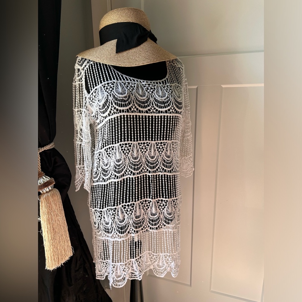 Simple beach white crochet top
